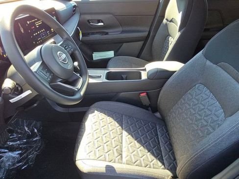New 2026 Nissan Kicks SV w/ SV Premium Package image 27
