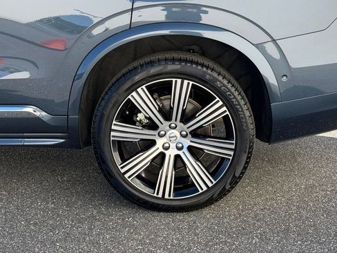 Used 2025 Volvo XC90 T8 Plus w/ Protection Package image 2