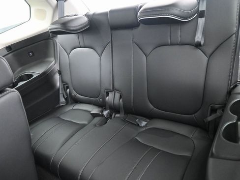 Used 2024 Honda Pilot Elite image 35