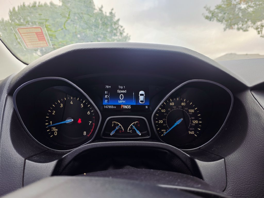 Used 2015 Ford Focus SE w/ SE Sport Package FWD image 40