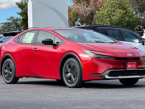 New 2026 Toyota Prius Hybrid SE image 10