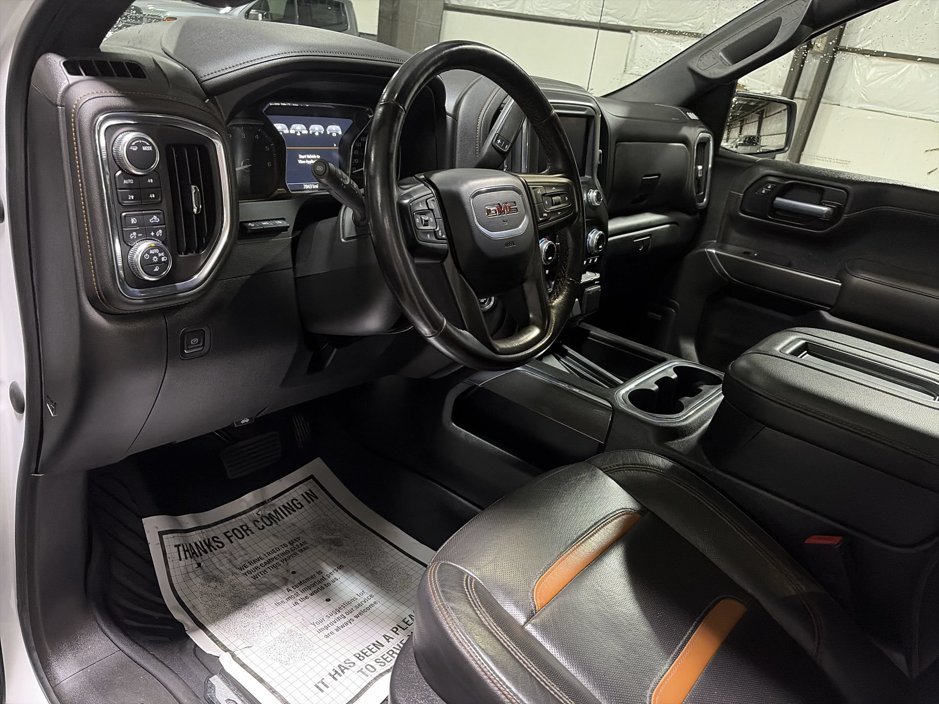 Used 2021 GMC Sierra 1500 AT4 w/ AT4 Carbonpro Edition AWD/4WD image 11