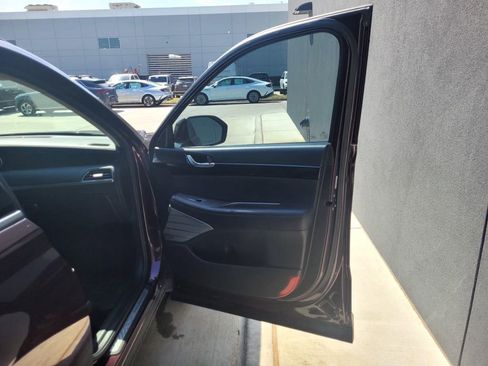 Used 2021 Hyundai Palisade Limited image 19