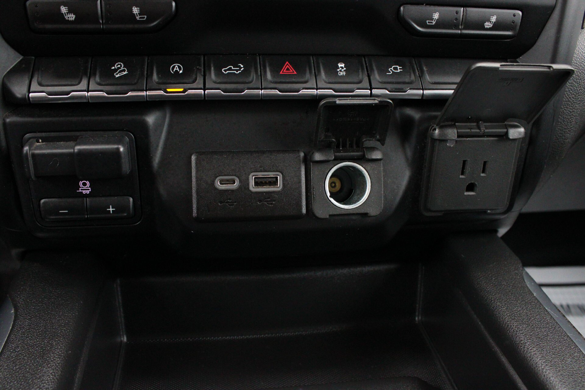 Used 2020 Chevrolet Silverado 1500 RST AWD/4WD image 42