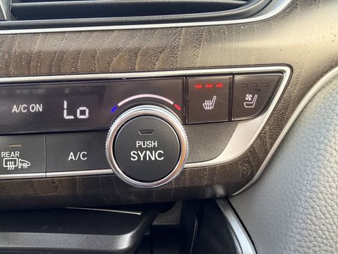 Used 2018 Honda Accord Touring image 58