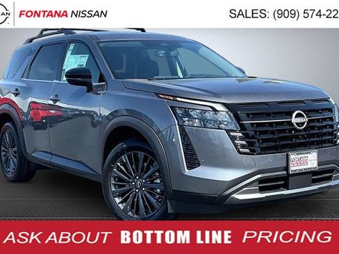 New 2026 Nissan Pathfinder SL FWD image 1