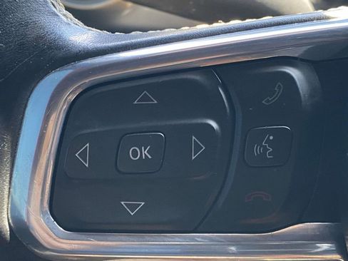 Used 2021 Jeep Wrangler Unlimited Sahara AWD/4WD image 25