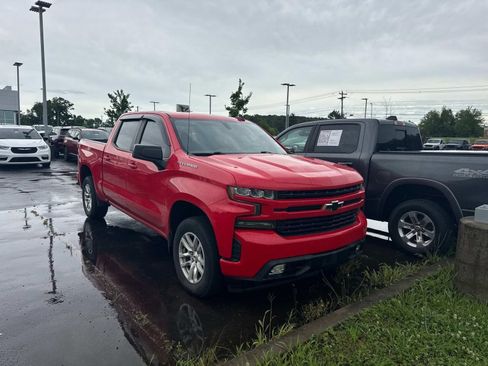 Used 2021 Chevrolet Silverado 1500 RST w/ Bed Protection Package AWD/4WD image 2