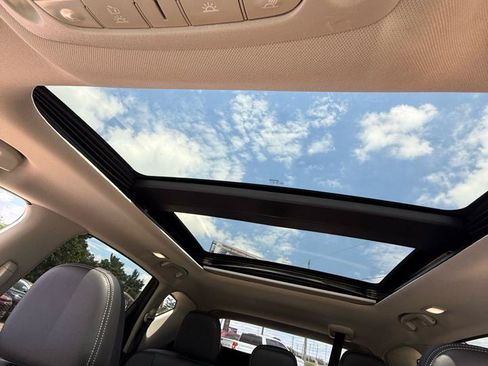 Used 2018 Nissan Murano Platinum w/ Cargo Package AWD/4WD image 21