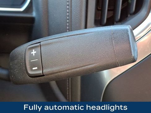 Used 2022 Chevrolet Silverado 2500 LT w/ Convenience Package image 19