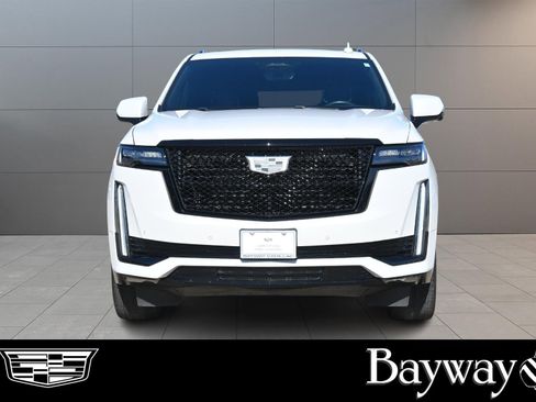 Used 2023 Cadillac Escalade Sport w/ LPO, ONYX Package image 2