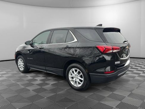 Used 2024 Chevrolet Equinox LT image 3