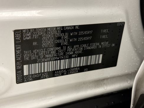 Used 2021 Toyota RAV4 XLE w/ Convenience Package AWD/4WD image 11