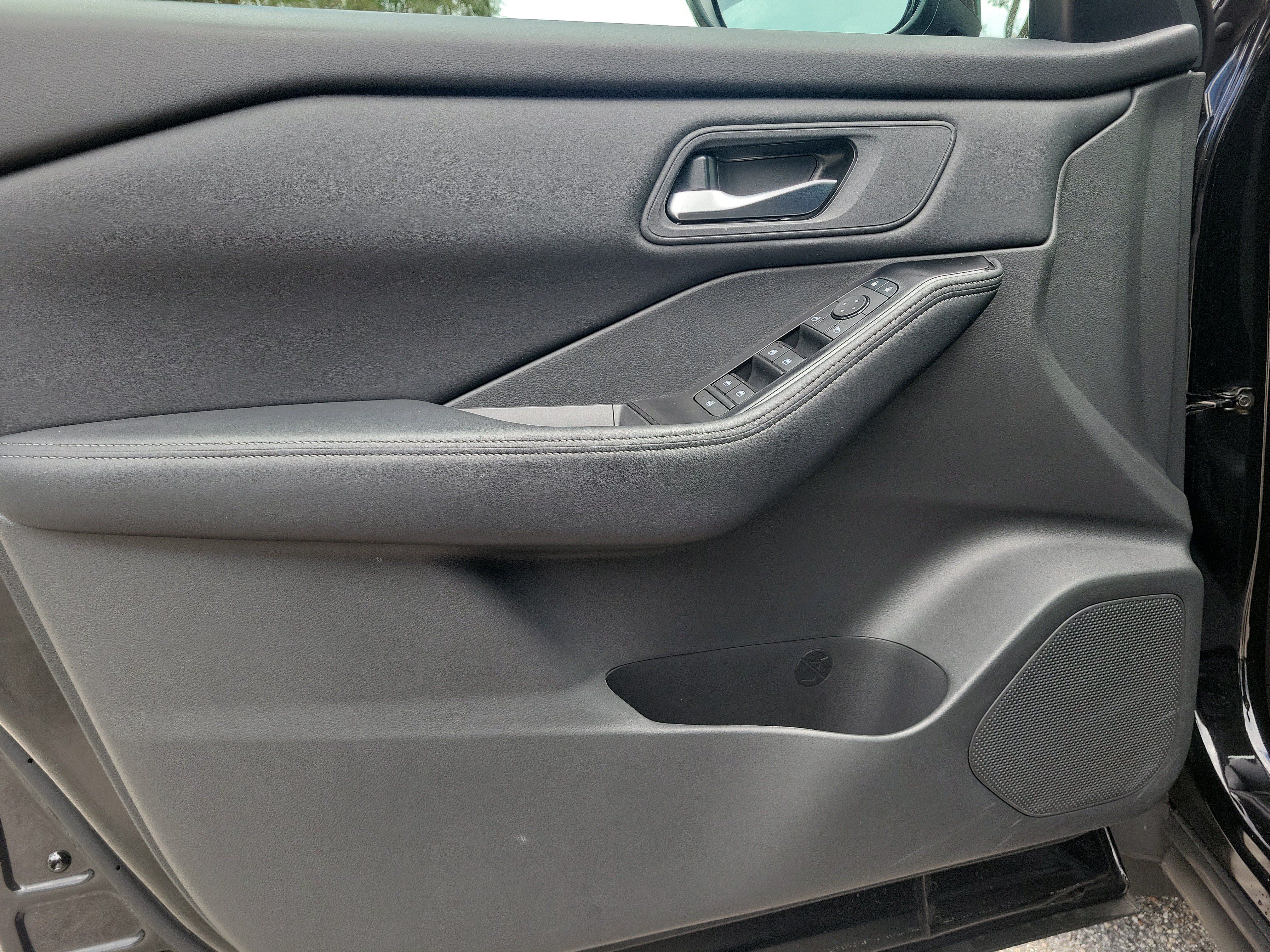 Certified 2026 Nissan Rogue SV w/ Cold Weather Package FWD image 12