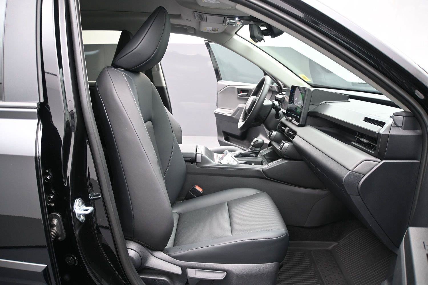Used 2026 Toyota RAV4 XLE Premium w/ Panoramic Sun Roof Package AWD/4WD image 14