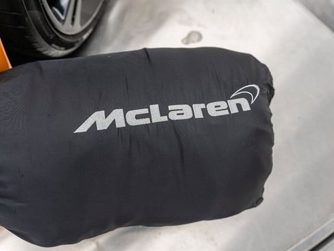 Used 2014 McLaren MP4-12C Spider RWD image 35