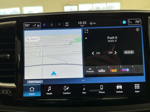 New 2026 Chrysler Pacifica Limited w/ S Appearance Package FWD image 31