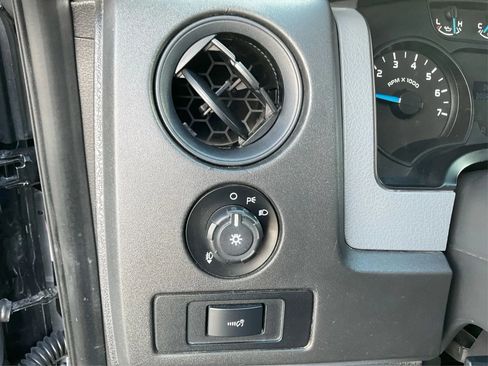 Used 2014 Ford F150 STX w/ Equipment Group 201A Mid RWD image 17