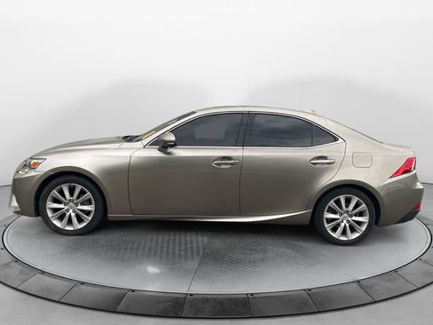 Used 2015 Lexus IS 250 RWD image 2