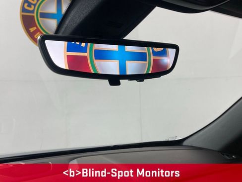Used 2023 Chevrolet Traverse LT w/ Rear Camera Mirror Package AWD/4WD image 6