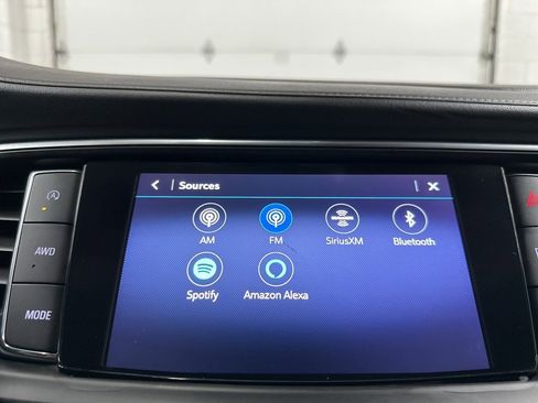 Used 2022 Buick Enclave Avenir w/ Avenir Technology Package image 31