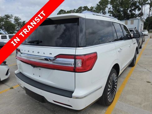 Used 2021 Lincoln Navigator Black Label w/ Cargo Convenience Package AWD/4WD image 4