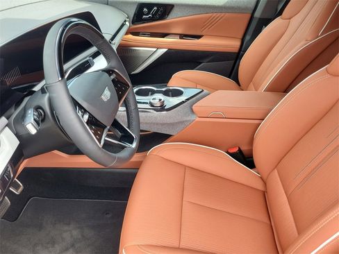 New 2025 Cadillac Optiq Sport 2 image 12