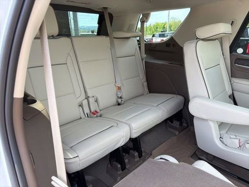 Used 2023 GMC Yukon Denali AWD/4WD image 11