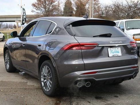 New 2024 Maserati Grecale GT image 6