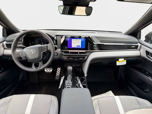 New 2026 Toyota Camry SE FWD image 16