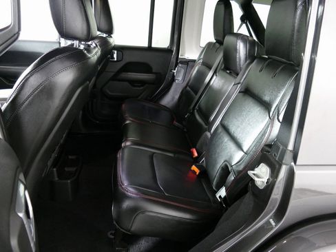 Used 2021 Jeep Wrangler Unlimited Rubicon image 31