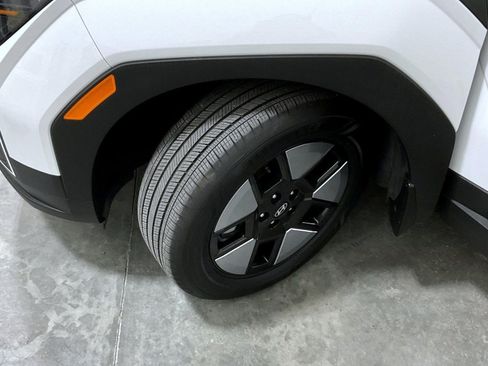 Certified 2026 Hyundai Santa Fe SE image 26