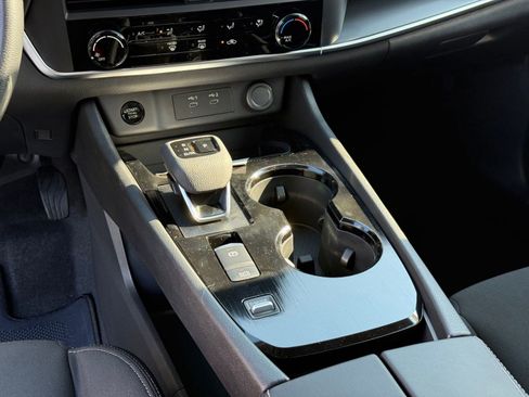 New 2026 Nissan Rogue S image 26