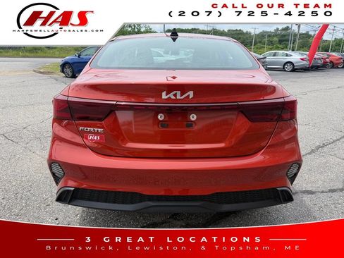 Used 2023 Kia Forte LXS w/ LXS Technology Package FWD image 5