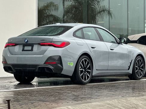 Used 2023 BMW i4 eDrive40 w/ M Sport Package image 3