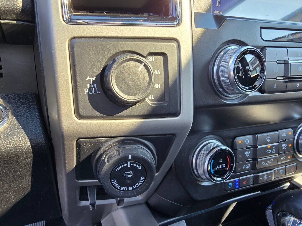 Used 2019 Ford F150 Lariat w/ Equipment Group 502A Luxury AWD/4WD image 27