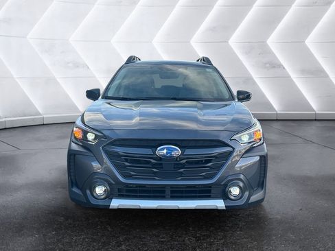 Used 2025 Subaru Outback Limited image 2