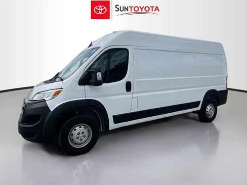 Used 2023 RAM ProMaster 2500 FWD image 9