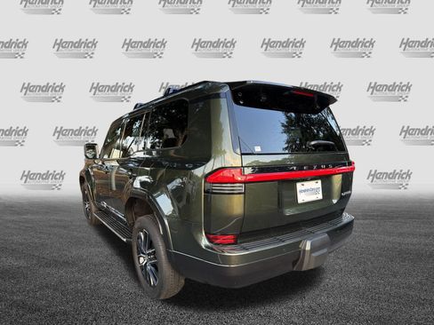 Certified 2024 Lexus GX 550 w/ Cold Area Package AWD/4WD image 7