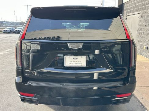 Certified 2023 Cadillac Escalade ESV Sport Platinum w/ LPO, ONYX Package image 3