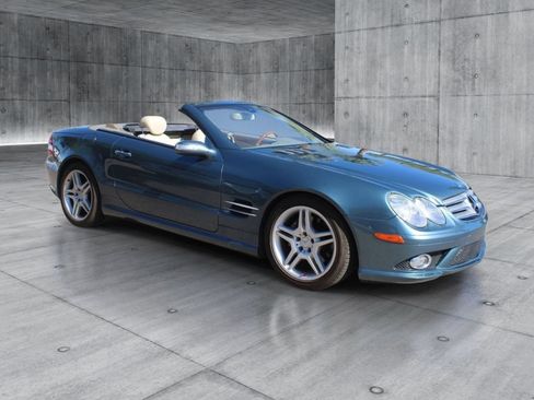 Used 2007 Mercedes-Benz SL 550 image 17