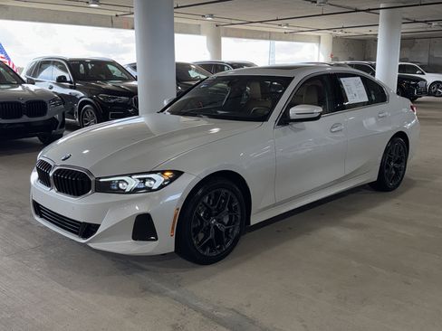 Certified 2025 BMW 330i Sedan image 4