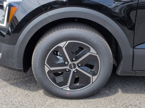 New 2026 Kia Niro LX FWD image 34