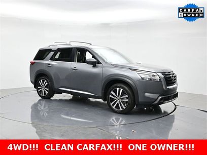 Used 2024 Nissan Pathfinder Platinum