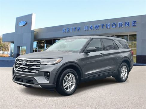 New 2026 Ford Explorer Active w/ Active Comfort Package image 3