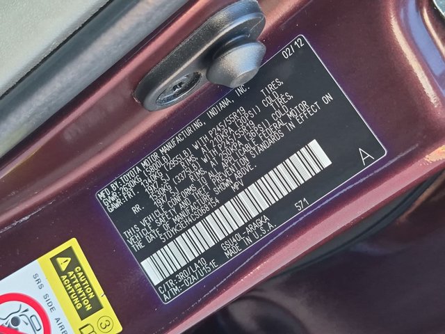 Used 2012 Toyota Highlander Limited w/ Tow Pkg FWD image 26