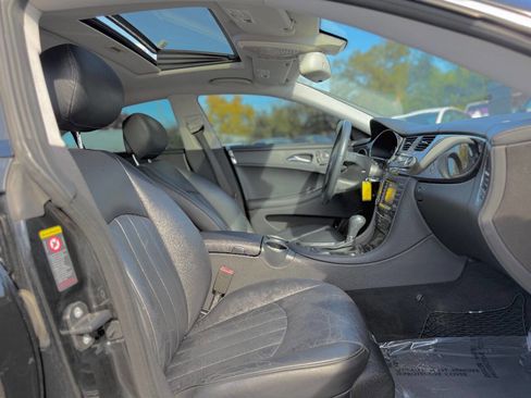 Used 2007 Mercedes-Benz CLS 550 image 17