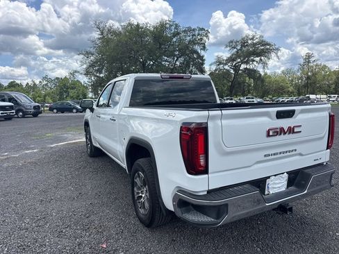 Used 2026 GMC Sierra 1500 SLT AWD/4WD image 3