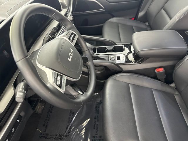 Certified 2025 Kia Telluride S FWD image 22