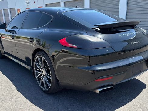 Used 2015 Porsche Panamera 4 AWD/4WD image 3